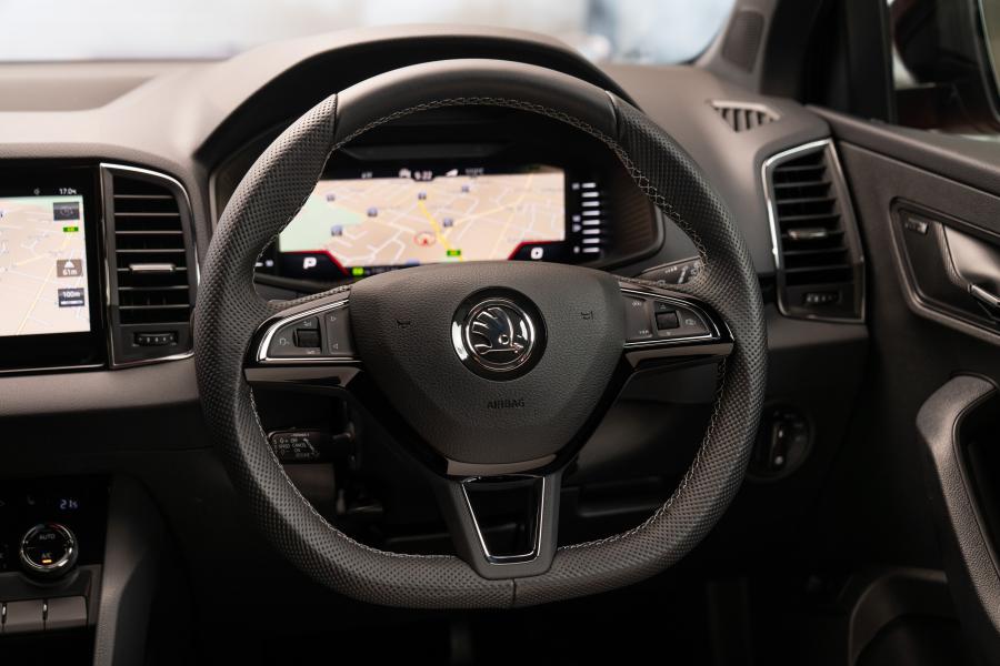 Панель приборов Skoda Karoq 4x4 Sportline 2020 года  (AU) (фото 15 из 40)